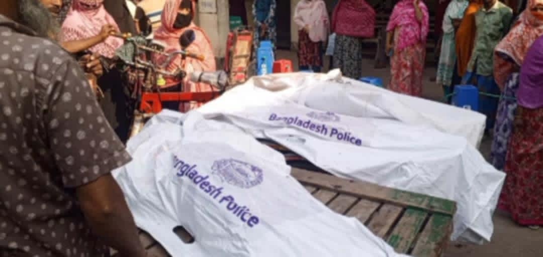 যশোরে অ্যাম্বুলেন্স-ভ্যান সংঘর্ষ, নারী-শিশুসহ নিহত ৩