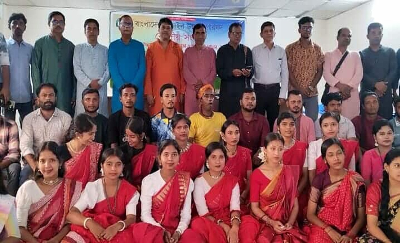 সুনামগঞ্জে ধামাইল উন্নয়ন পরিষদের আলোচনা সভা ও গান পরিবেশনা