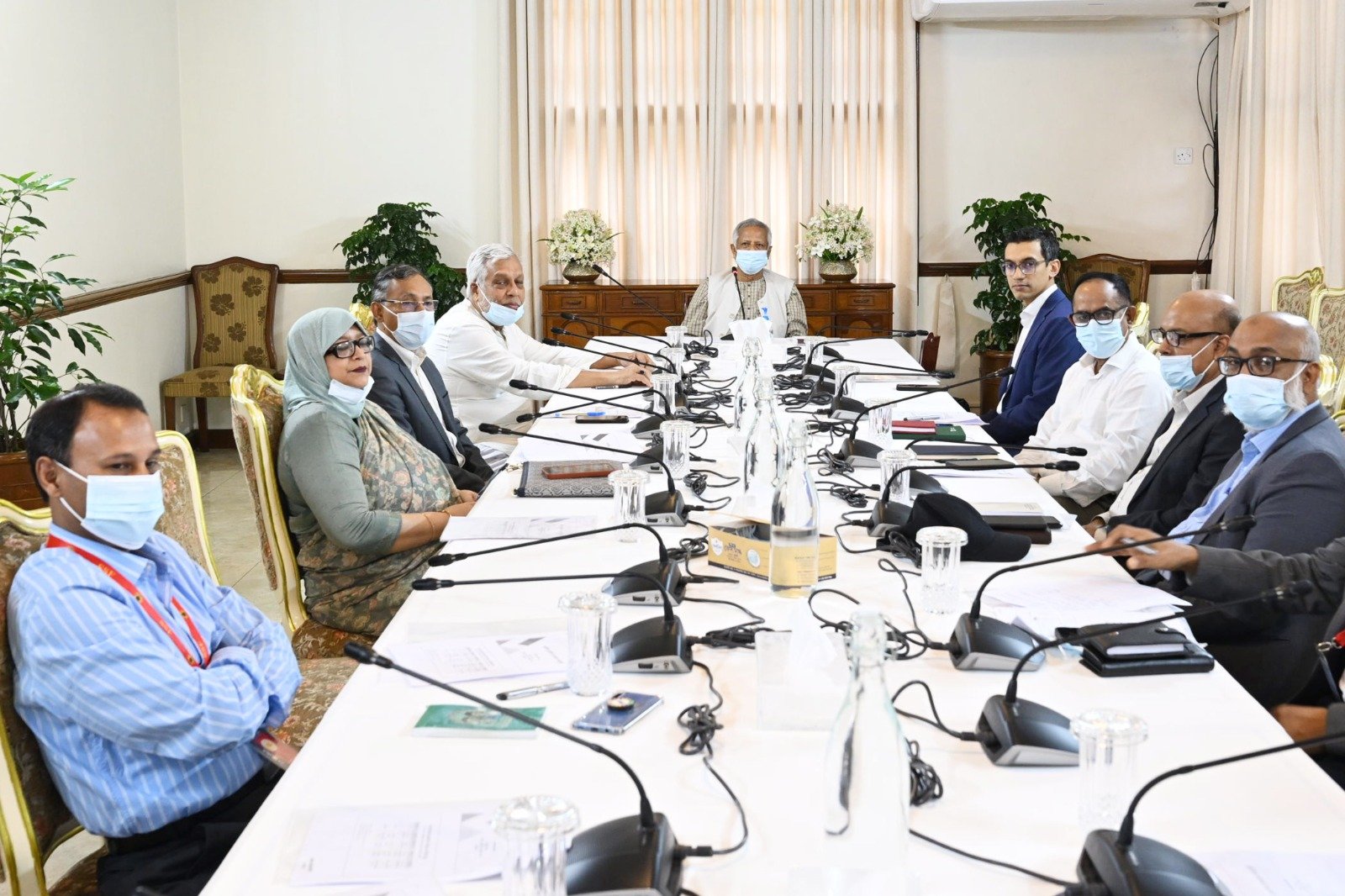 দেশের সকল সরকারি প্রতিষ্ঠানের ভবনের ছাদে সোলার প্যানেল বসানোর নির্দেশ