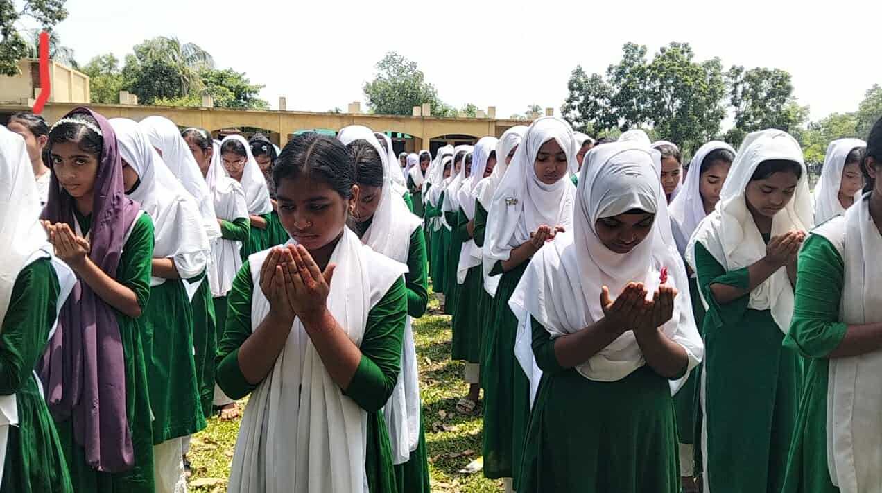 বিমান দুর্ঘটনায় নিহতদের স্মরণে মহিষখলা উচ্চ বিদ্যালয়ে দোয়া ও শোক সভা।