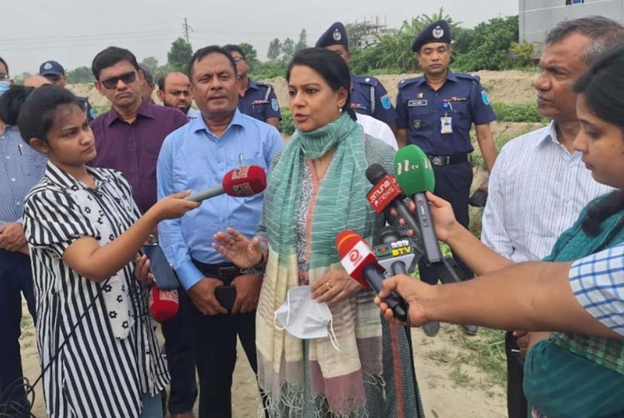 ঢাকার কেরানীগঞ্জের শুভাঢ্যা খালের প্রাণ প্রবাহ ফিরিয়ে আনা হবে---- উপদেষ্টা সৈয়দা রিজওয়ানা হাসান