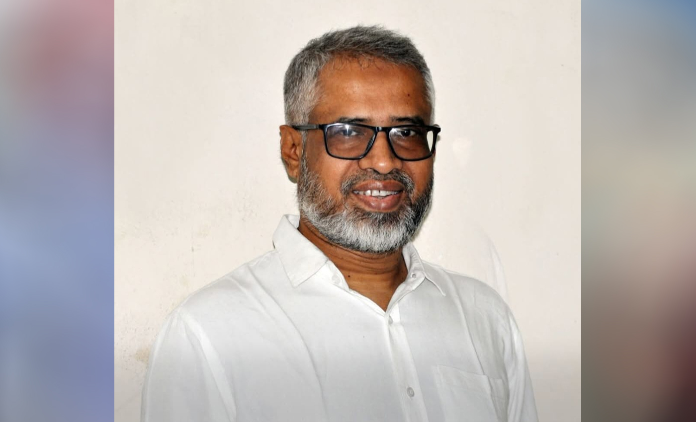 ঢাকা রিপোটার্স ইউনিটির সভাপতি আবু সালেহ আকন দোয়া প্রার্থী