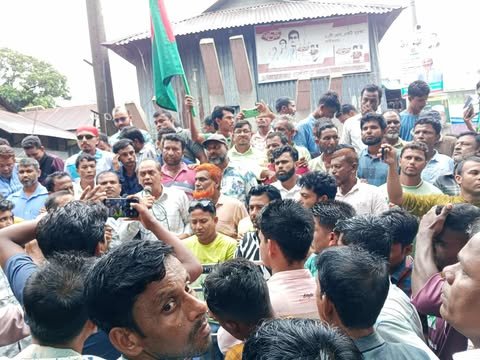 মধ্যনগরে জুলাই আগষ্ঠে গণঅভ্যুত্থানের বর্ষপূর্তিতে বিজয় র‍্যালি ও বিএনপি'র গণমিছিল