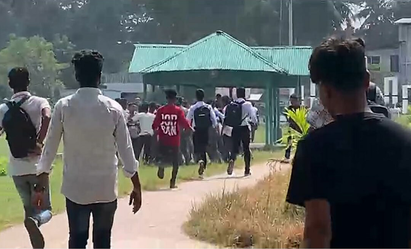 বাগেরহাটে প্রফুল্ল চন্দ্র  কলেজে ছাত্রদল সভাপতির ওপর হামলা