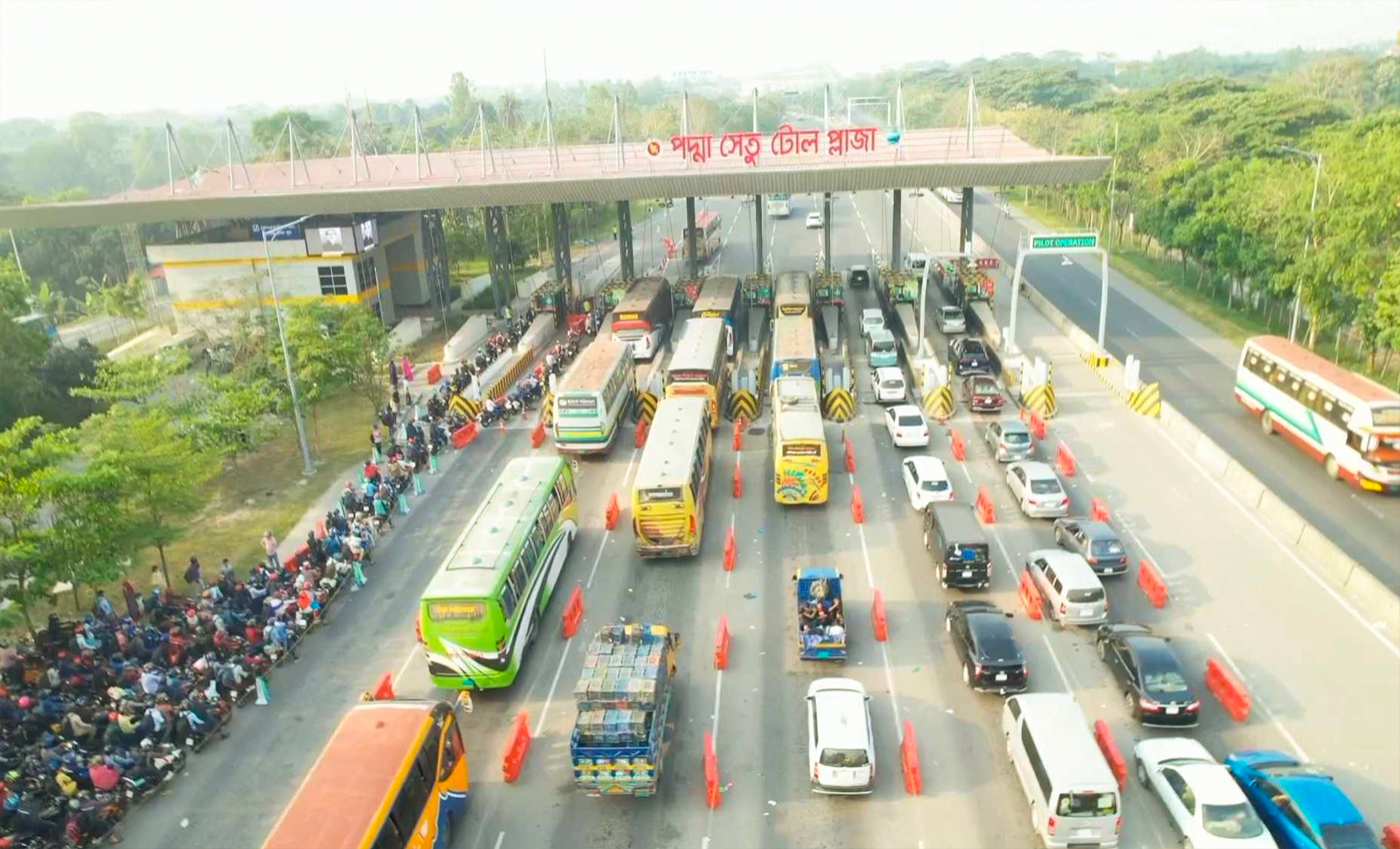 পদ্মা সেতুতে যানবাহন চলাচলে নতুন রেকর্ড