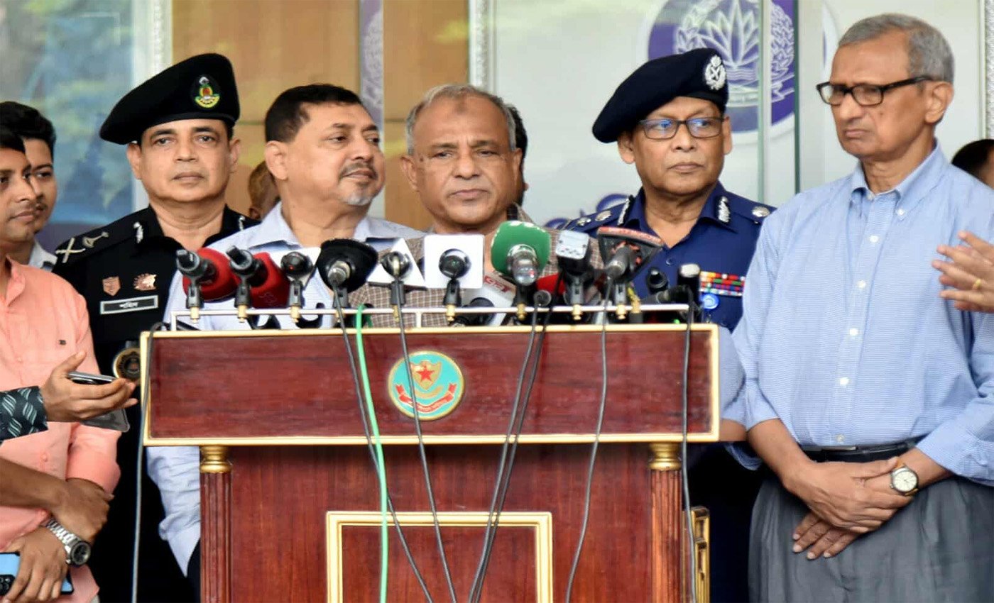 নির্বাচনে নিরপেক্ষভাবে দায়িত্ব পালনের নির্দেশ স্বরাষ্ট্র উপদেষ্টার