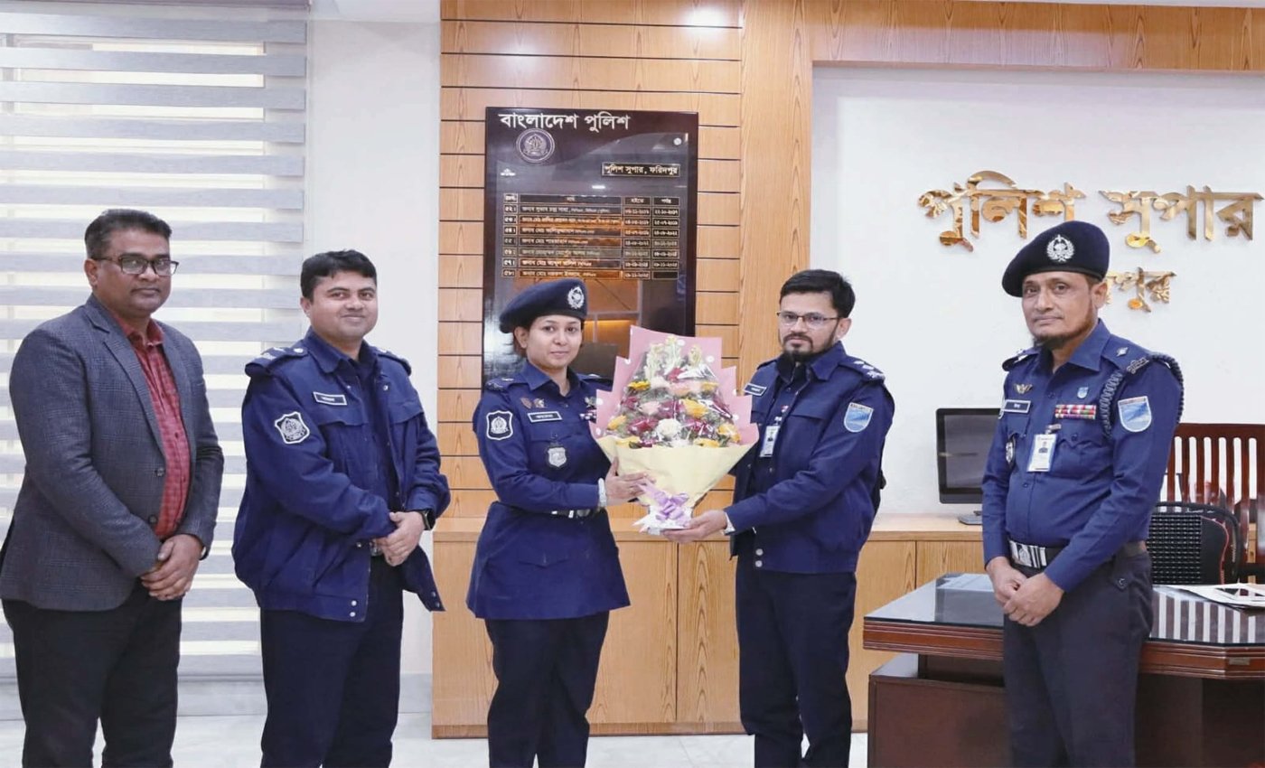 ফরিদপুরে অতিরিক্ত পুলিশ সুপার হিসেবে যোগদান করলেন ফাতেমা ইসলাম