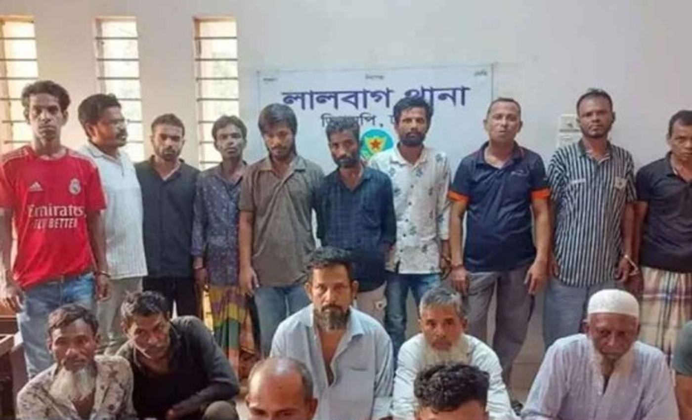 রাজধানীতে বিশেষ অভিযানে ৩৮ জন গ্রেপ্তার