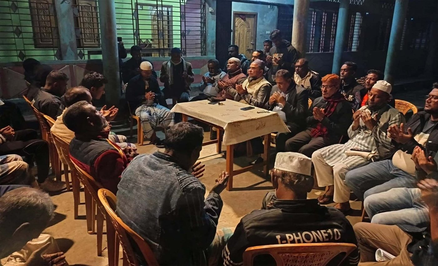 সাবেক প্রধানমন্ত্রী বেগম জিয়ার রোগমুক্তি কামনায় ছৈলা আফজলাবাদ ইউনিয়নে বিএনপির দোয়া মাহফিল