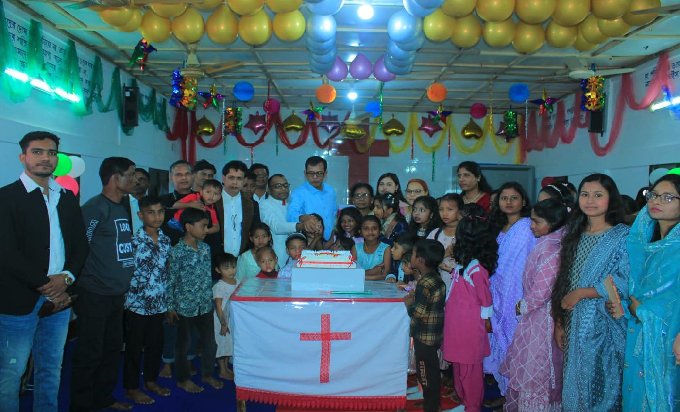 জৈন্তাপুরে নানা আয়োজনে খ্রিস্টান ধর্মাবলম্বীদের বড়দিন উদযাপন