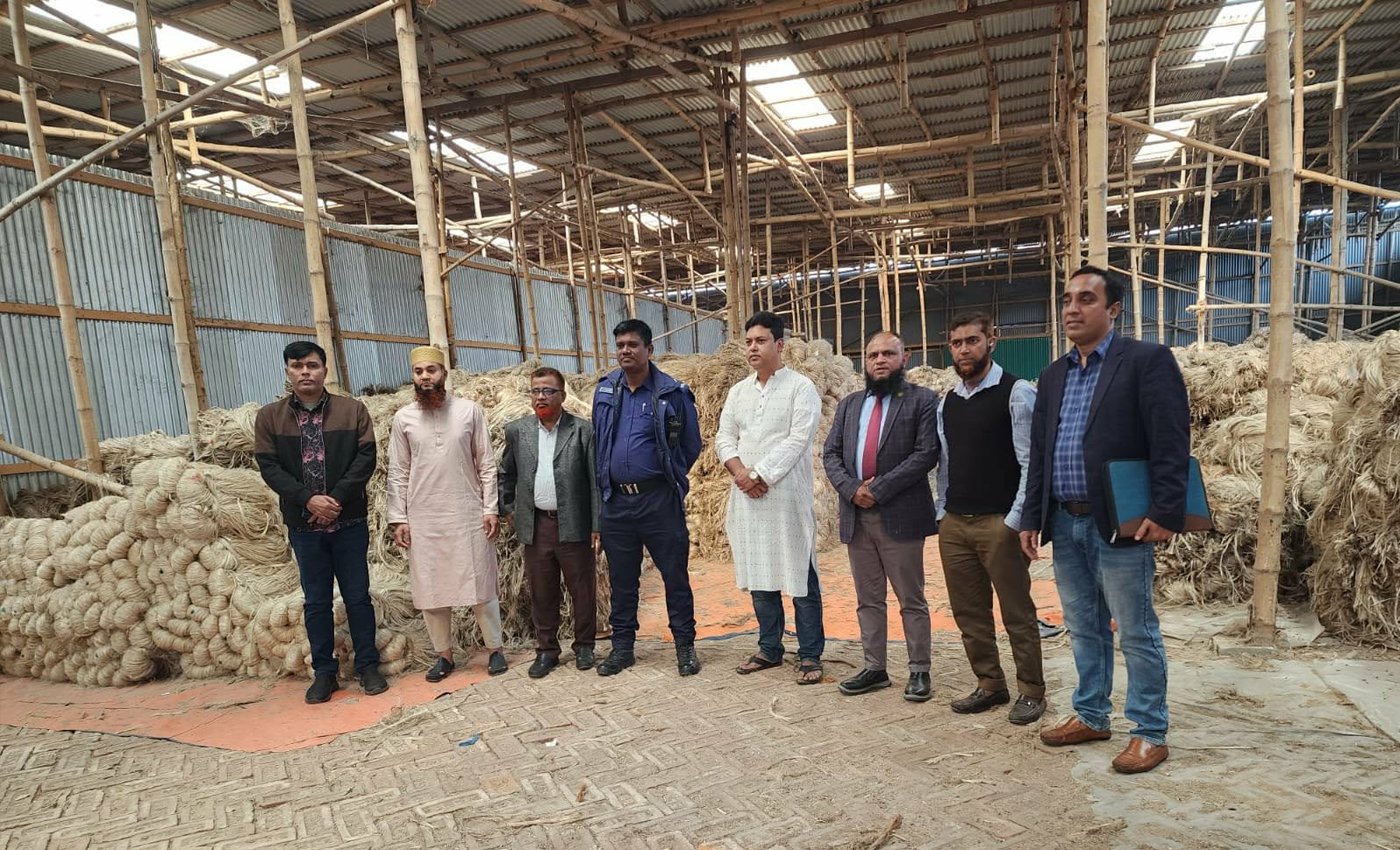 পাটের অবৈধ মজুদ বন্ধে মাদারীপুর ও টাঙ্গাইল জেলার অভিযান