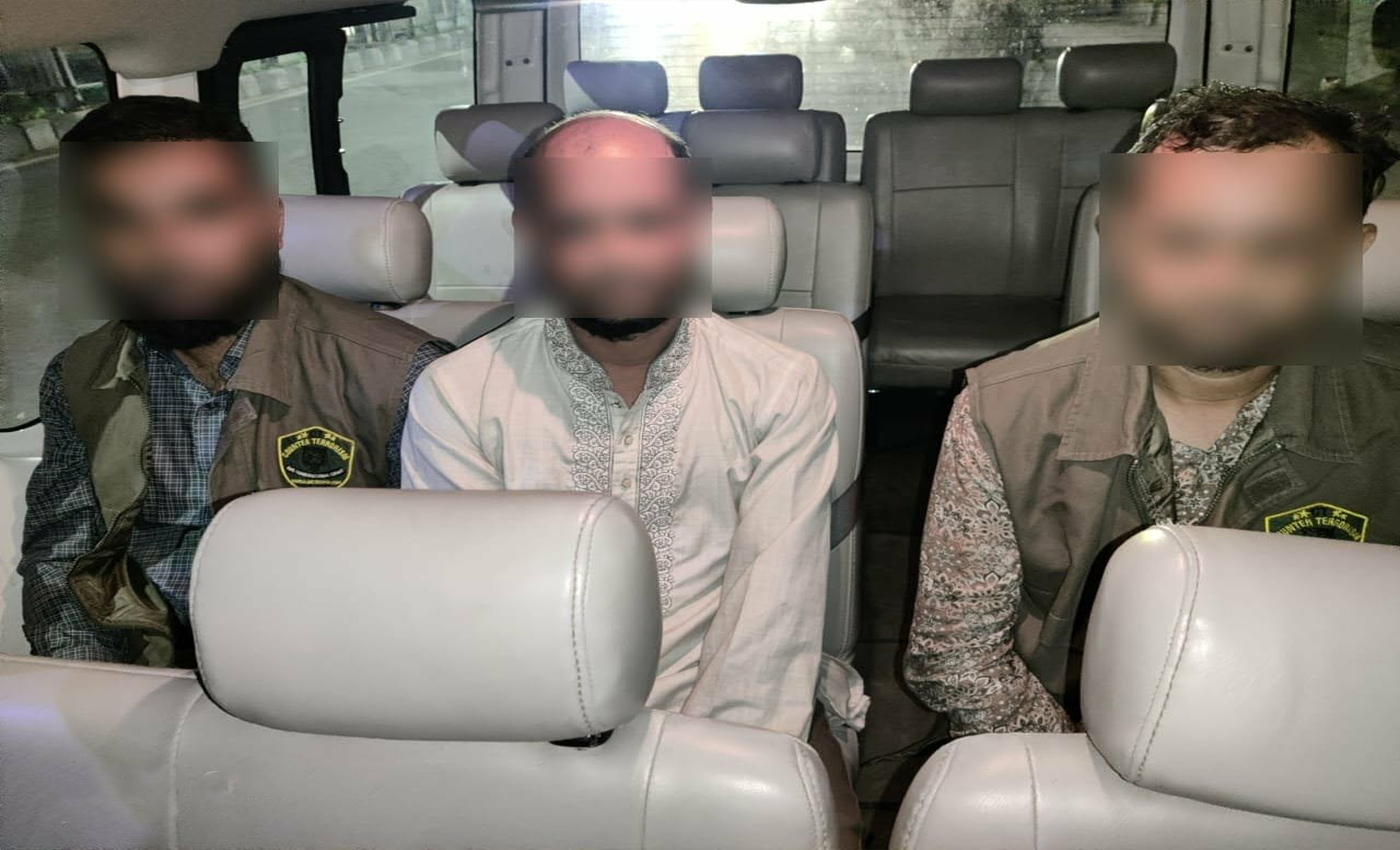 ঢাকায় একাধিক আওয়ামী লীগের ঝটিকা মিছিলে অংশগ্রহণ, কবিরহাট উপজেলা নেতা গ্রেফতার