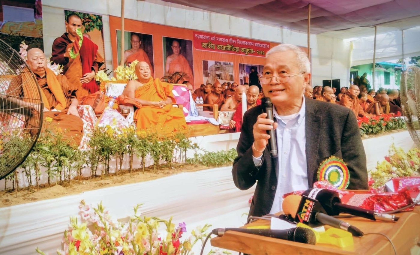 বাঘাইছড়িতে সংঘরাজ তিলোকানন্দ মহাথের’র জাতীয় অন্ত্যেষ্টিক্রিয়ায় পার্বত্য চট্টগ্রাম বিষয়ক উপদেষ্টা সুপ্রদীপ চাকমা’র শ্রদ্ধা নিবেদন