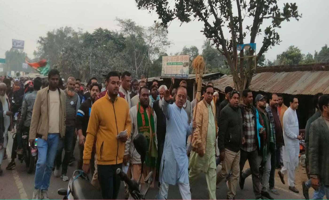 রাণীনগরের খানপুকুরে শেখ রেজাউল ইসলামের নির্বাচনী প্রচারণা