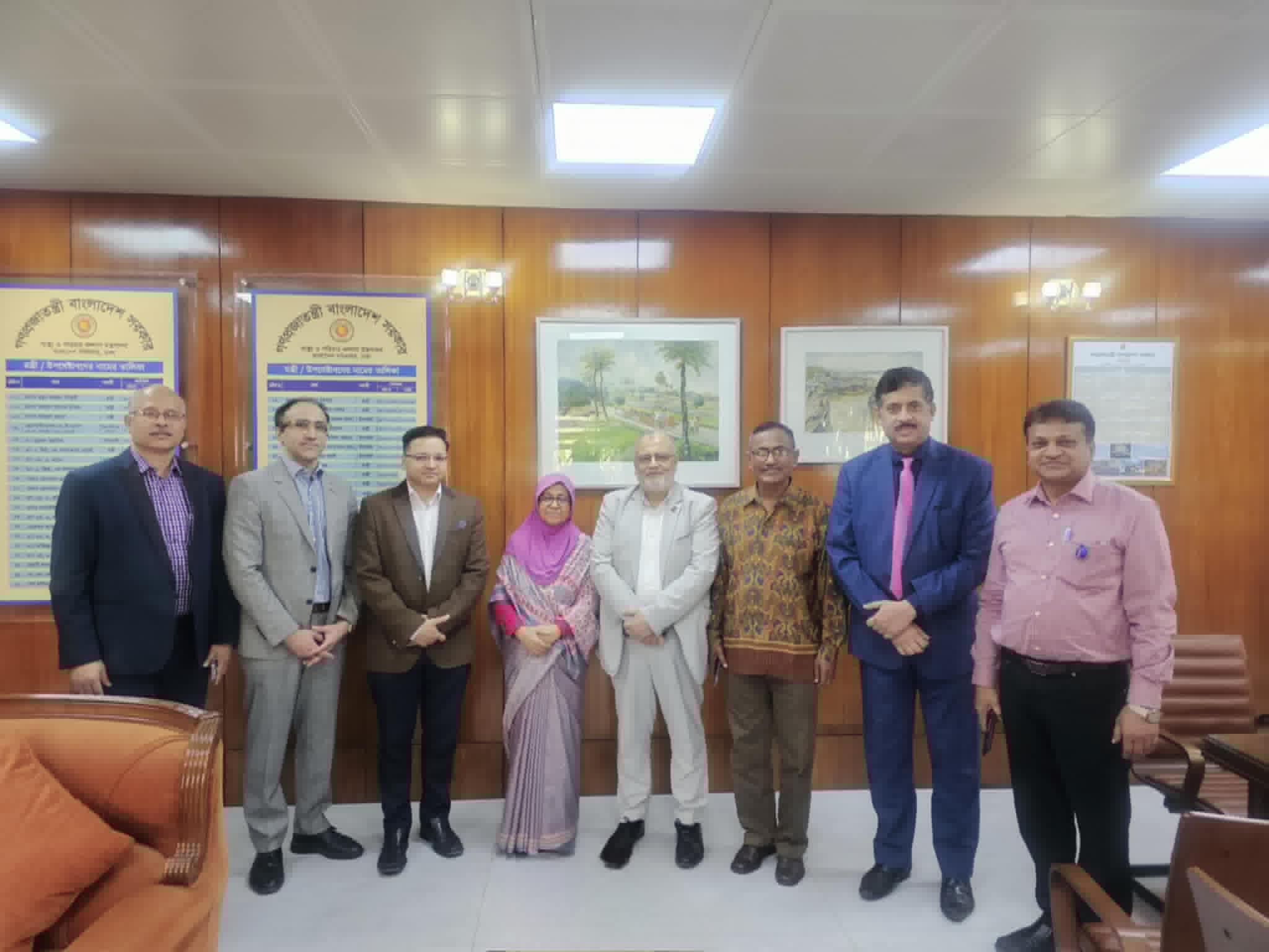 বৈষম্যবিরোধী আন্দোলনে আহতদের যুক্তরাজ্যের বিশেষজ্ঞ চিকিৎসক টিমের চিকিৎসাসেবা প্রদান