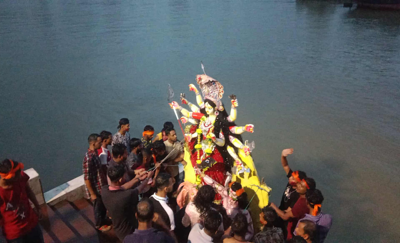 ছাতকে শান্তিপূর্ণ প্রতিমা বিসর্জনের মধ্য দিয়ে শারদীয় দুর্গোৎসব সমাপ্ত