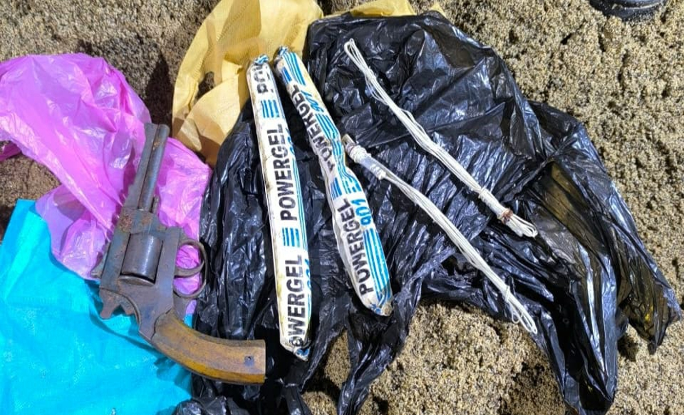 সুনামগঞ্জে বিজিবির অভিযানে বিদেশী রিভলবার ও বিস্ফোরক উদ্ধার