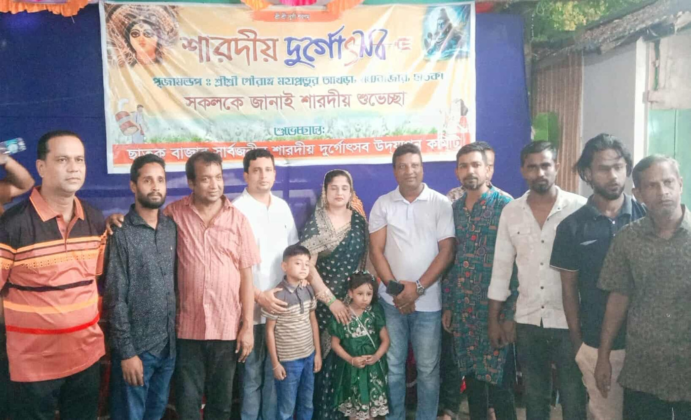 সাবেক প্যানেল মেয়র কাকলী ছাতকের বিভিন্ন পূজা মণ্ডপ পরিদর্শন