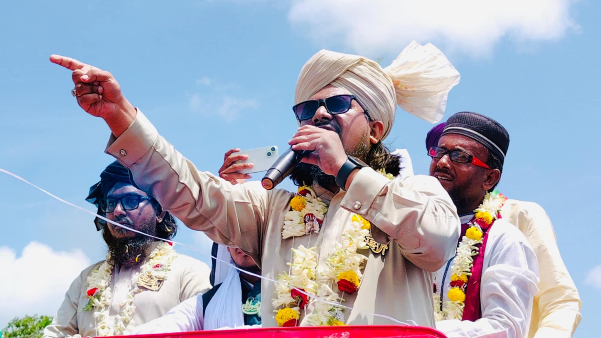 ভারতের মুসলিমরা হুমকির মুখে, বরদাস্ত নয় কড়া বার্তা পীর গোলাম ইস্তারশিদের